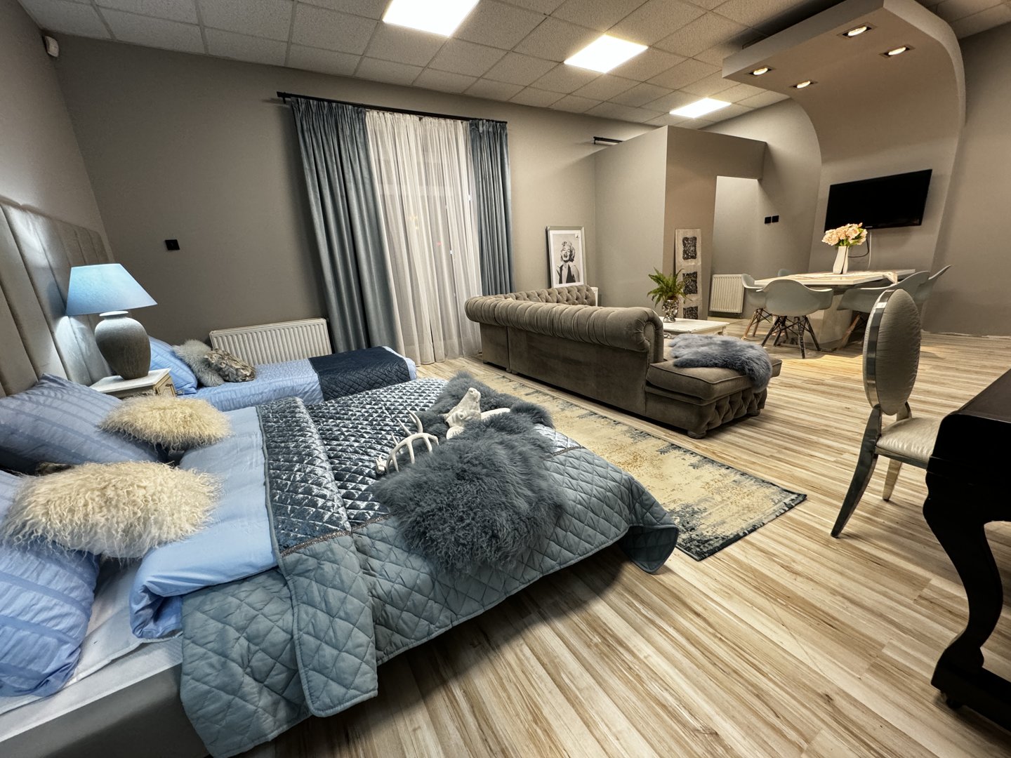 Apart Nr 0.2 "Londyn" z 2 sypialniami.